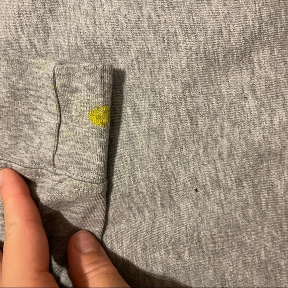 long sleeve. Very comfortable and good quality. Just 2 small yellow stains. - Picture 3 of 5